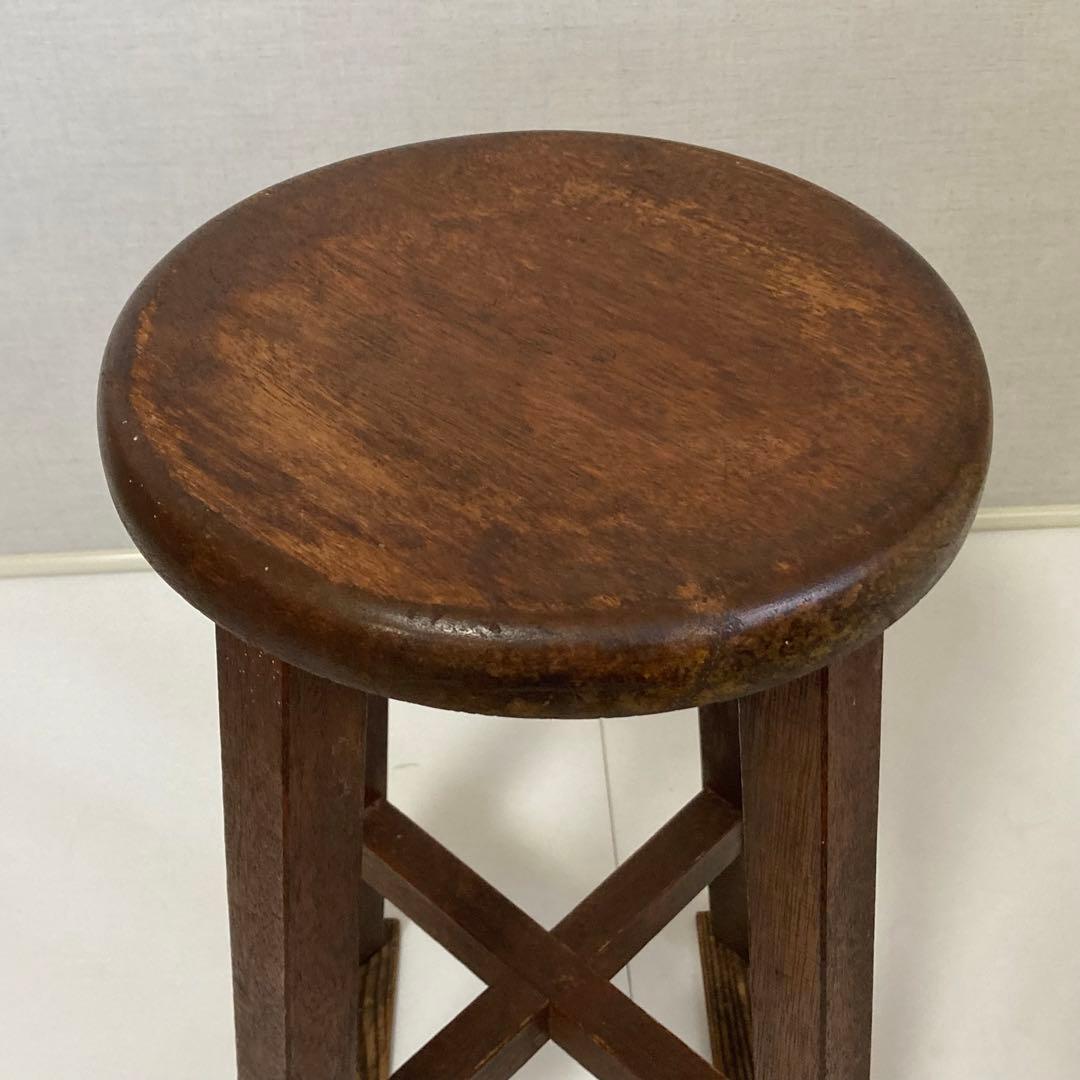 古い丸椅子 スツール チェア 椅子 木製 飾り台 置物台 花台 古道具 レトロ