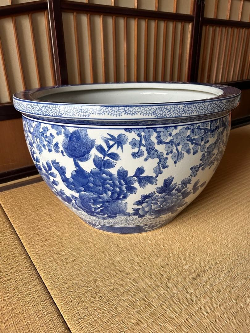 アンティーク特大火鉢　染付火鉢　唐獅子牡丹図　火鉢(直径50cm)