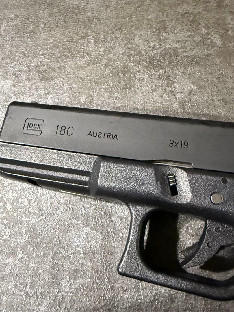 東京マルイGlock 18C ガス