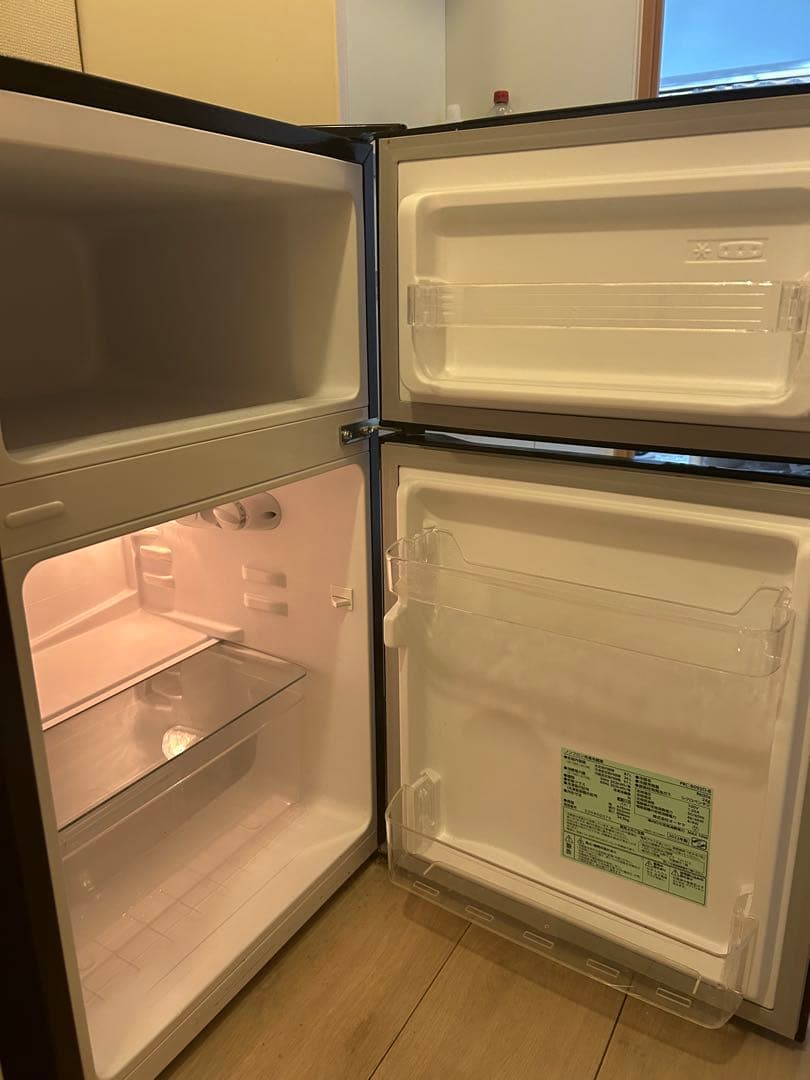 送料無料　1人暮らし用　冷蔵庫