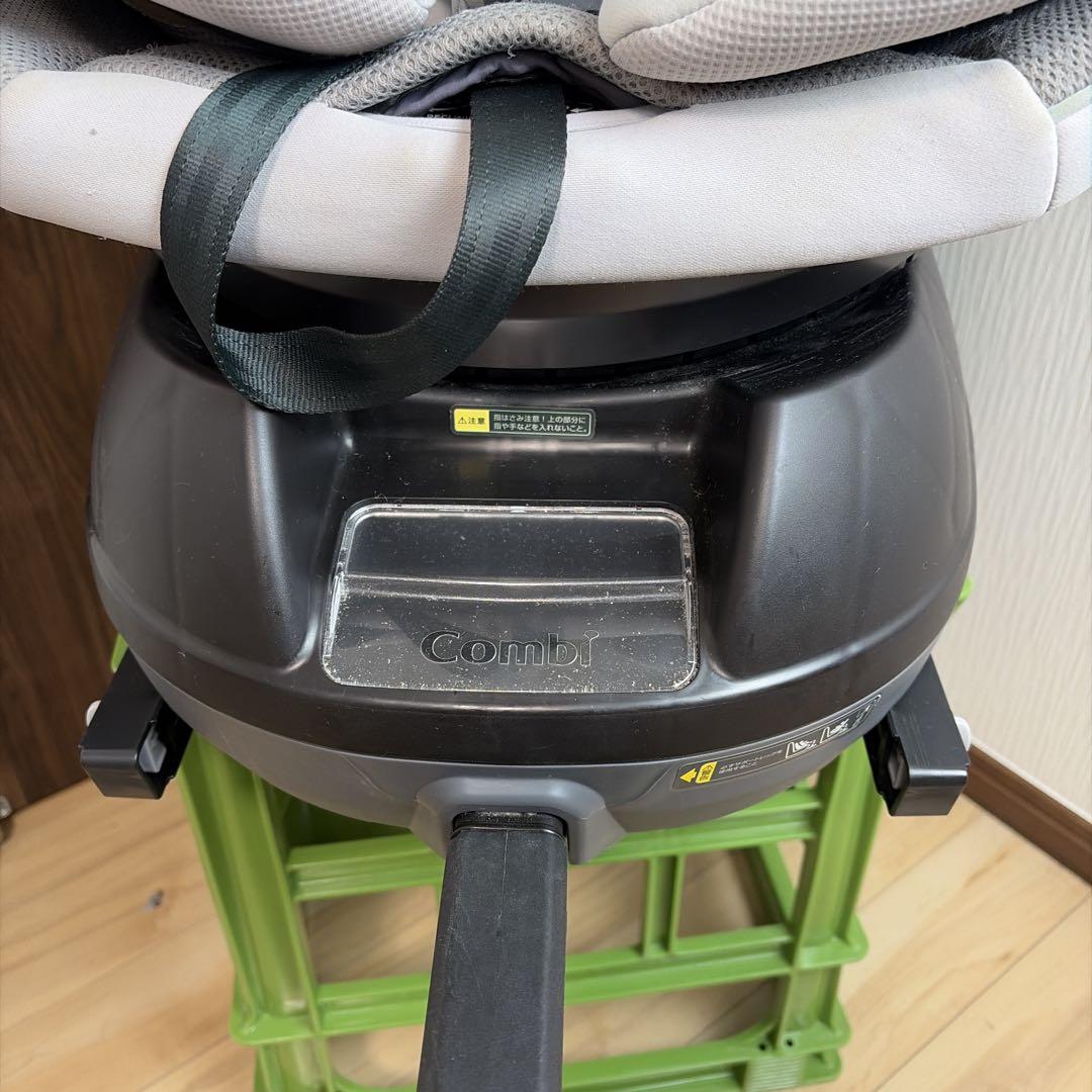 Combi コンビ　クルムーヴ スマート JL-590 車用チャイルドシート