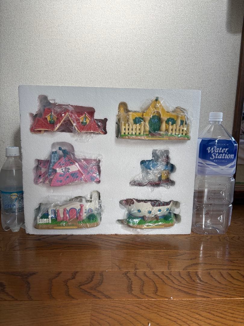 ディズニー　トゥーンタウン　非売品UCC Miniature House Box