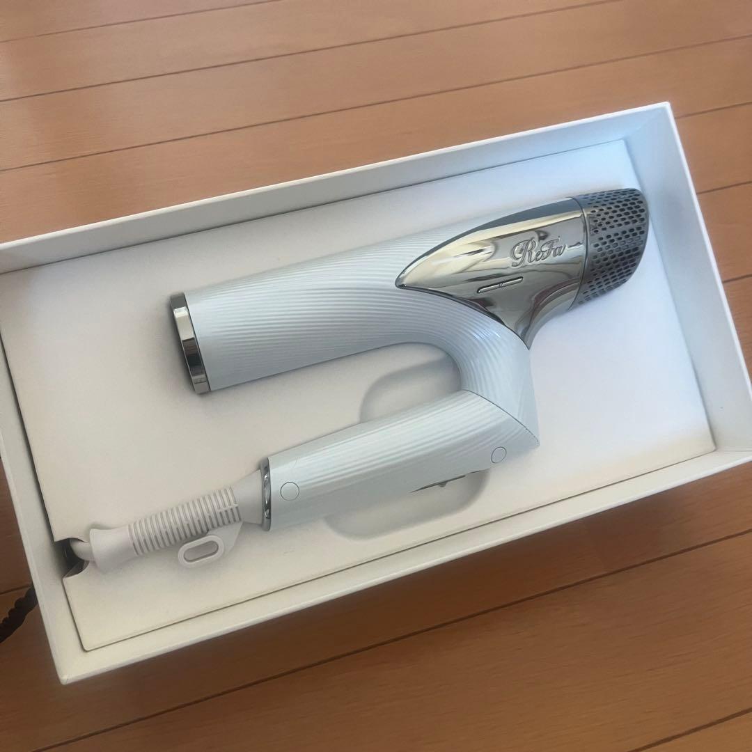ジャンク品 ReFa(リファ) 2023年製 ドライヤー♡