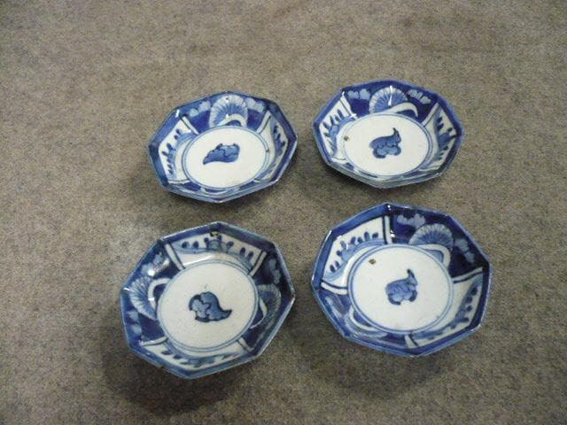 伊万里 草花文 染付 八角 豆皿 4枚 [B31346]