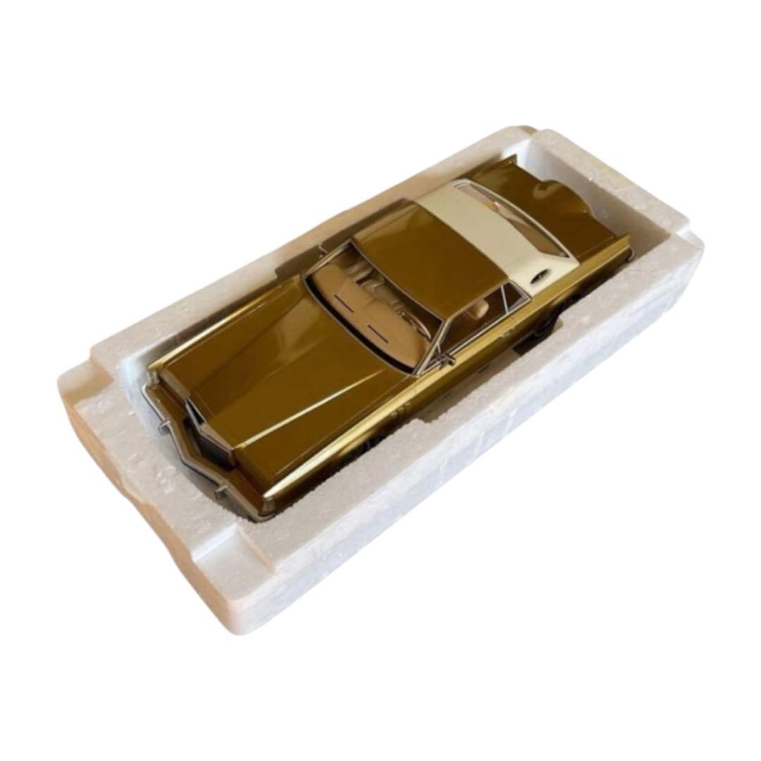 ミニカー BOS 1/18 1978 Lincoln Mk. V