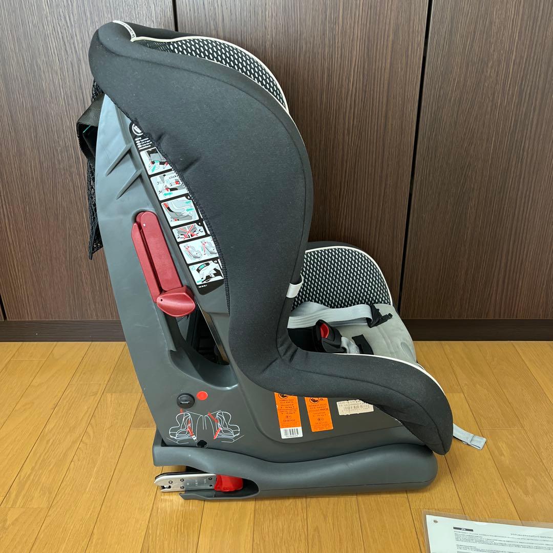 《美品》フォルクスワーゲン ISOFIX チャイルドシート　グレー