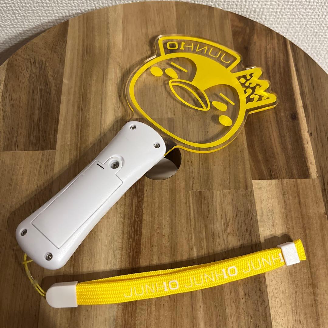 2PM JUNHO ジュノ ペンライト イエロー ペンペン 皇帝ペンペン