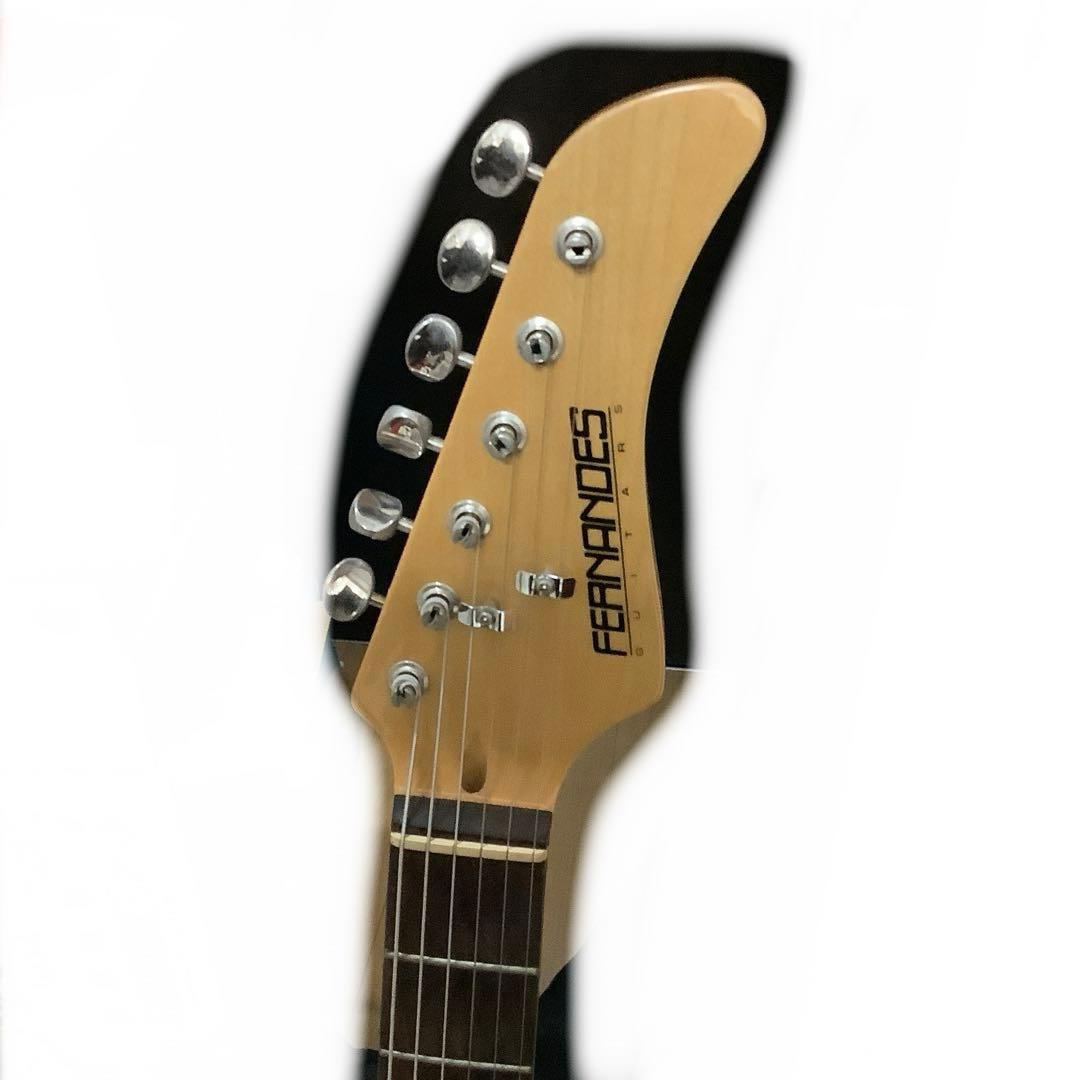 5685④FERNANDES エレキギターとギターケースセット