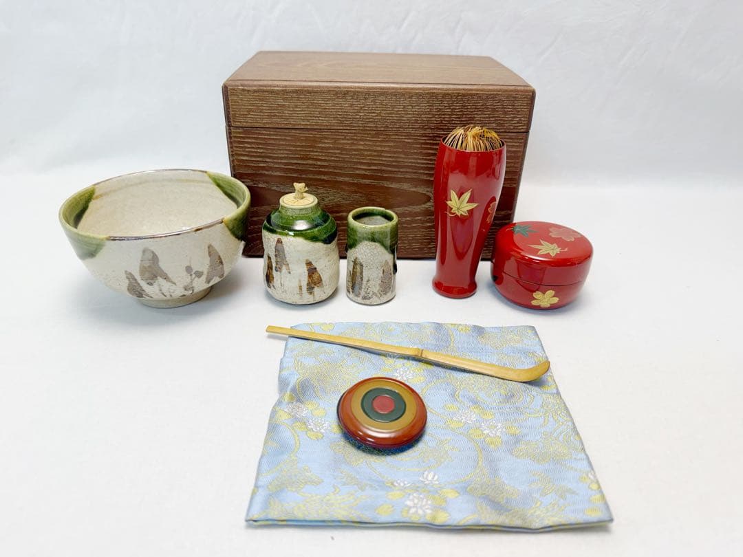 茶道具 桑 茶箱九点セット 茶碗 棗 茶筅 振出 巾筒 等 茶道具 桑 茶箱九点セット 茶碗 棗 茶筅 振出 巾筒 等の通販はau PAY