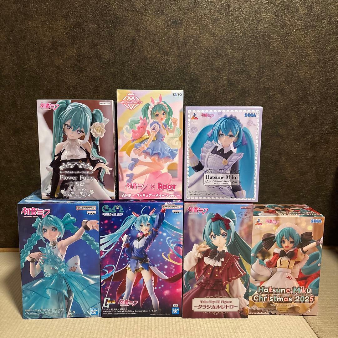 初音ミク】フィギュア 7体セット - メルカリ