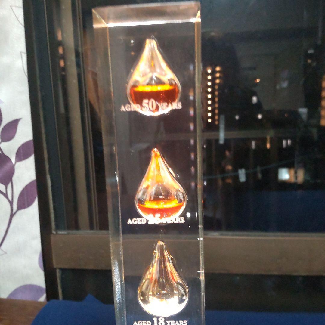 山崎ウイスキー50年25年18年12年0年原液ディスプレイ サントリー