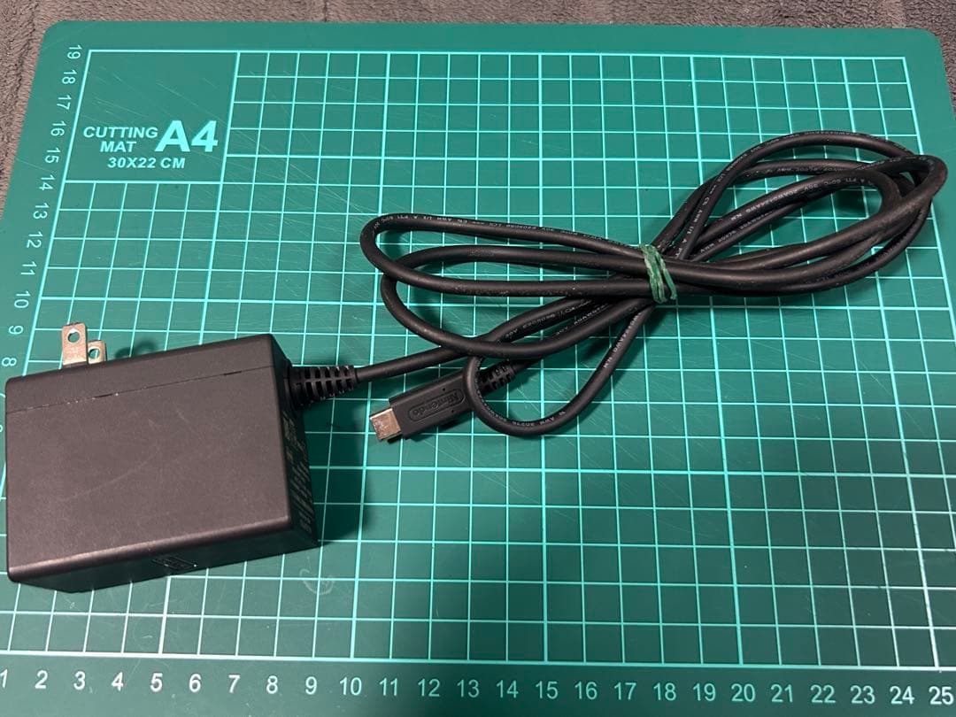 Nintendo Switch 本体【ジャンク品】&Joy-Conセット