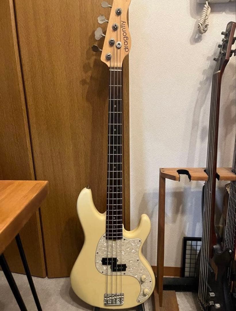 drogonity プレシジョンベース　プレベ Fender Custom Shop Custom Artistシリーズ プレシジョンベースPino