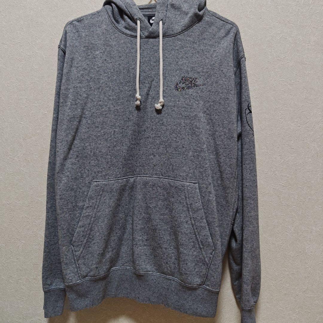 鹿島アントラーズ Nike グレー フード付きパーカー XL 鹿島アントラーズ Nike グレー フード付きパーカー XL 2025 鹿島