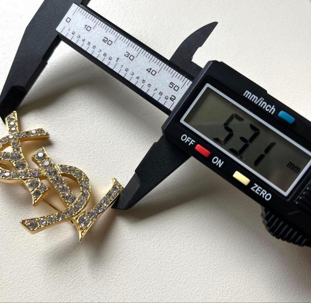 新品エルメス シェーヌダンクル ブローチ ブラック 保護シール付き