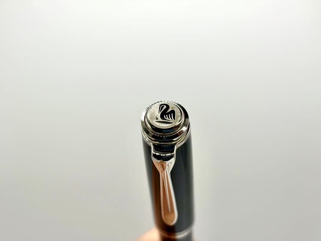 【美品】ペリカンスーべレーンM805ブラックストライプシュトレーゼ