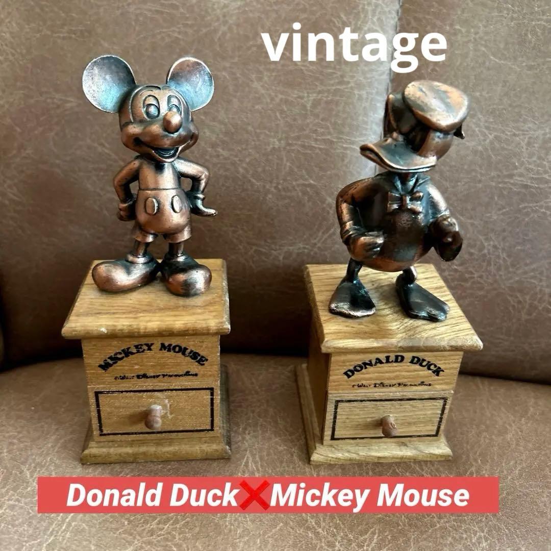 Donald DuckとMickey Mouseブロンズ像 金属製 フィギュア
