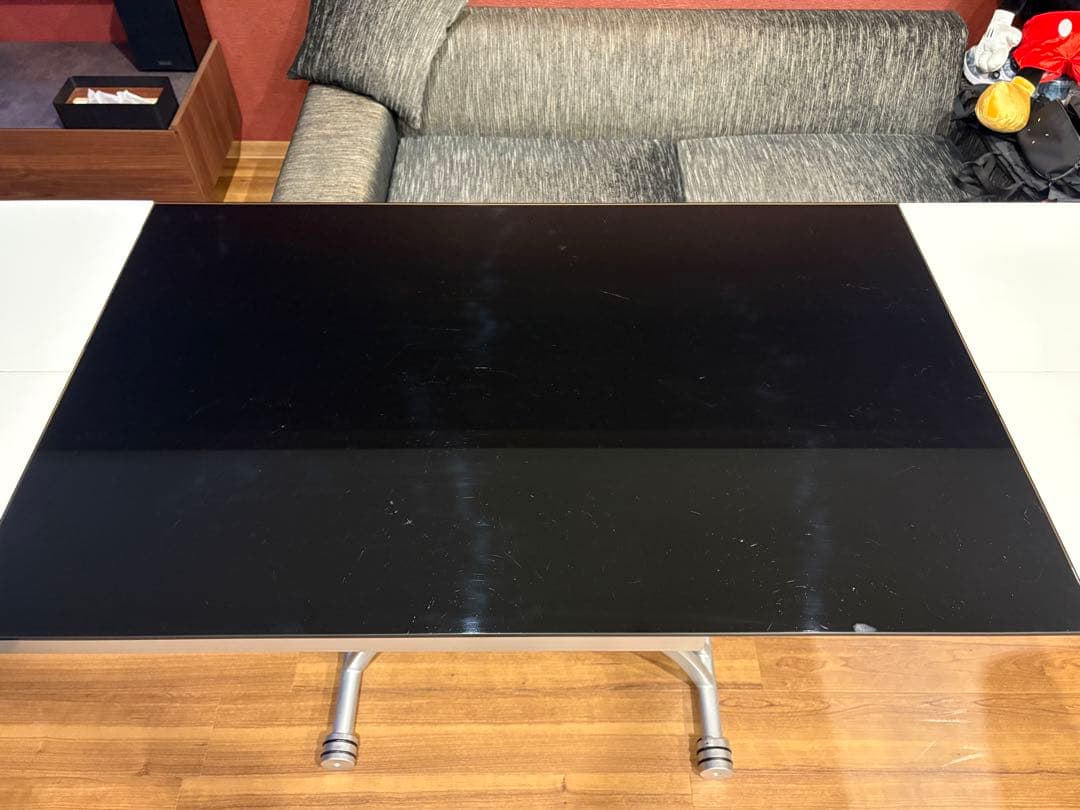 東京インテリア購入 ガラステーブル 昇降機能付き