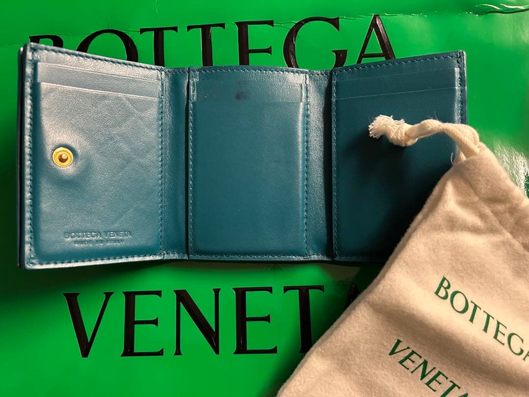 BOTTEGA VENETA 三つ折り財布 青