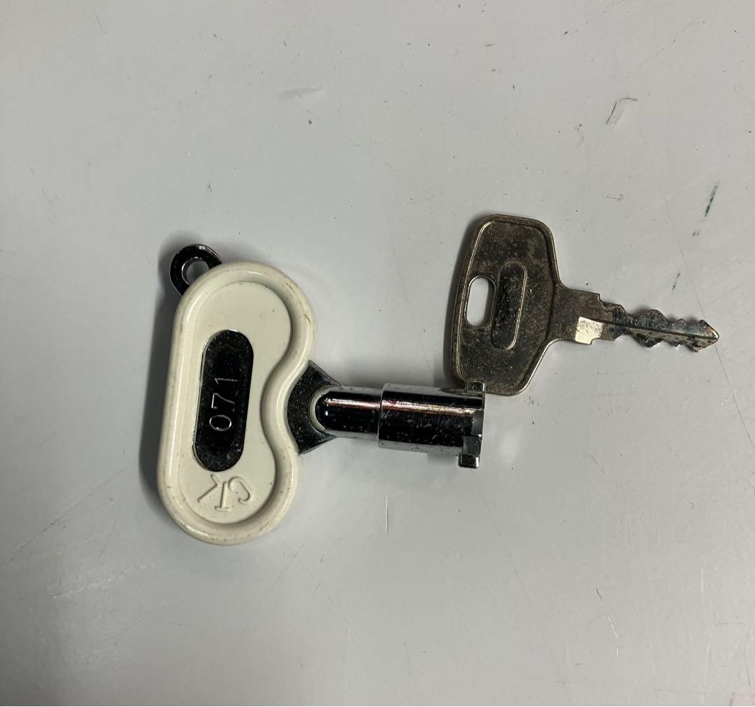 送料込】旋風の用心棒 パチスロ 実機 直接引取可 - メルカリ