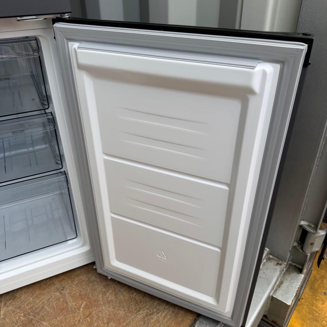 C7705★2023年製美品★ハイアール　冷蔵庫　スマートデザイン　一人暮らし