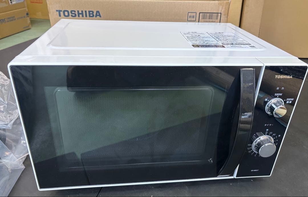 美品 TOSHIBA 単機能 電子レンジ ホワイト 庫内フラット 東芝 単機能レンジ ERーNS170A セミマットホワイト フラット庫内 1台