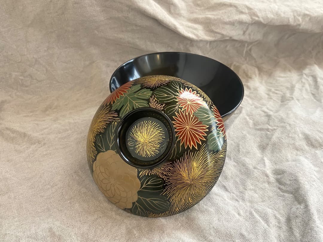輪島塗 菊詰沈金花蒔絵 蓋付椀 2客 / 懐石椀・吸物椀・雑煮椀 - メルカリ