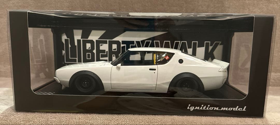 Liberty Walk KPGC110 1/18ホワイト／イグニッション Liberty Walk KPGC110 1/18ホワイト／イグニッション Nissan Skyline