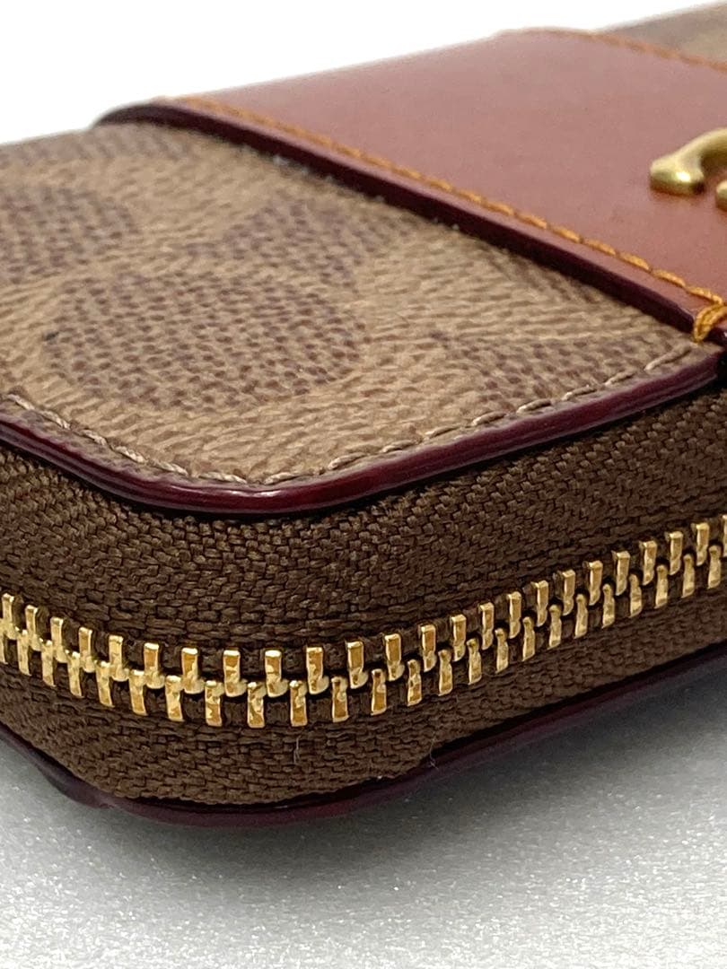 【美品‼︎】COACH エッセンシャルスモールジップアラウンド カードケース