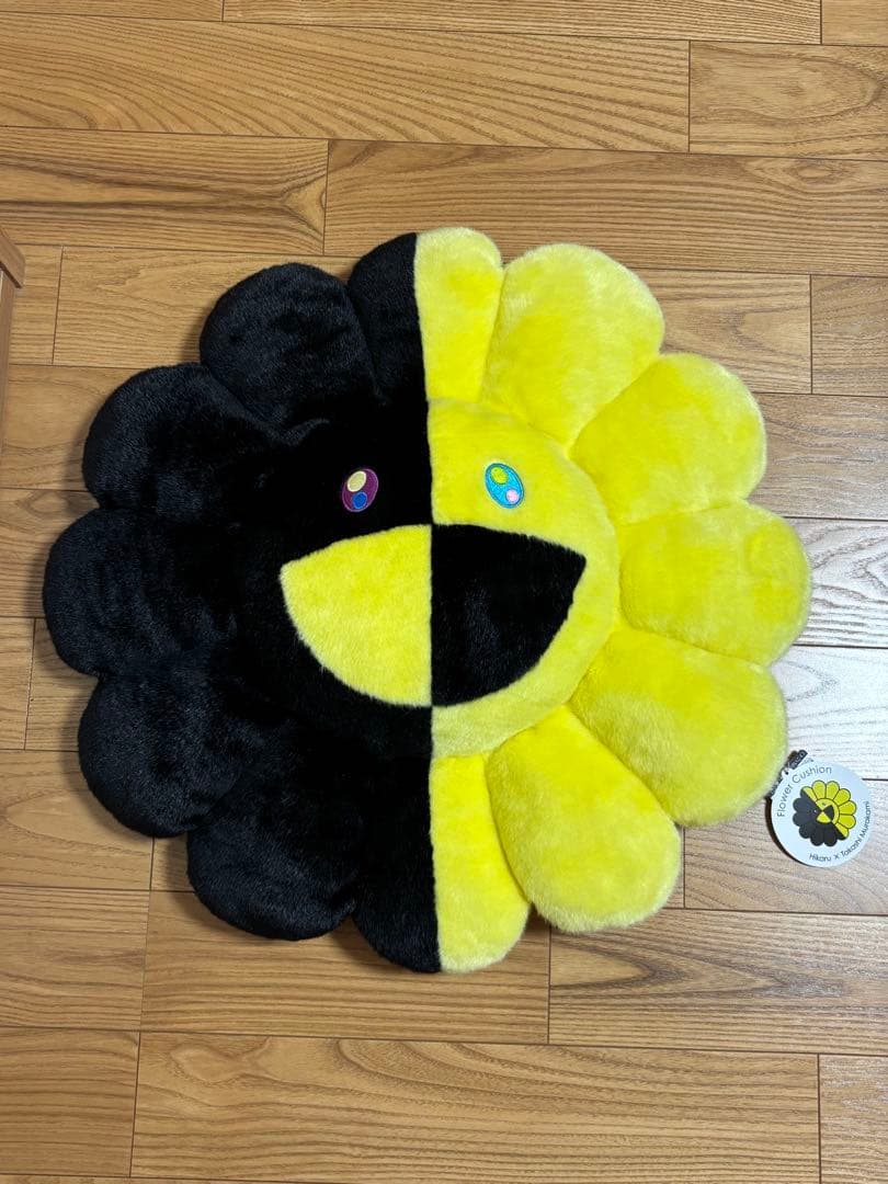 村上隆ヒカルフラワークッション1m カイカイキキお花クッション