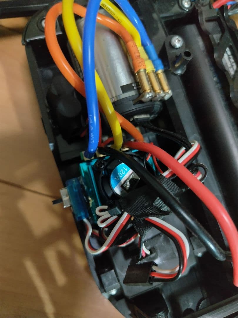 タミヤDF-02レーシングバギー メカなど色々付いてます