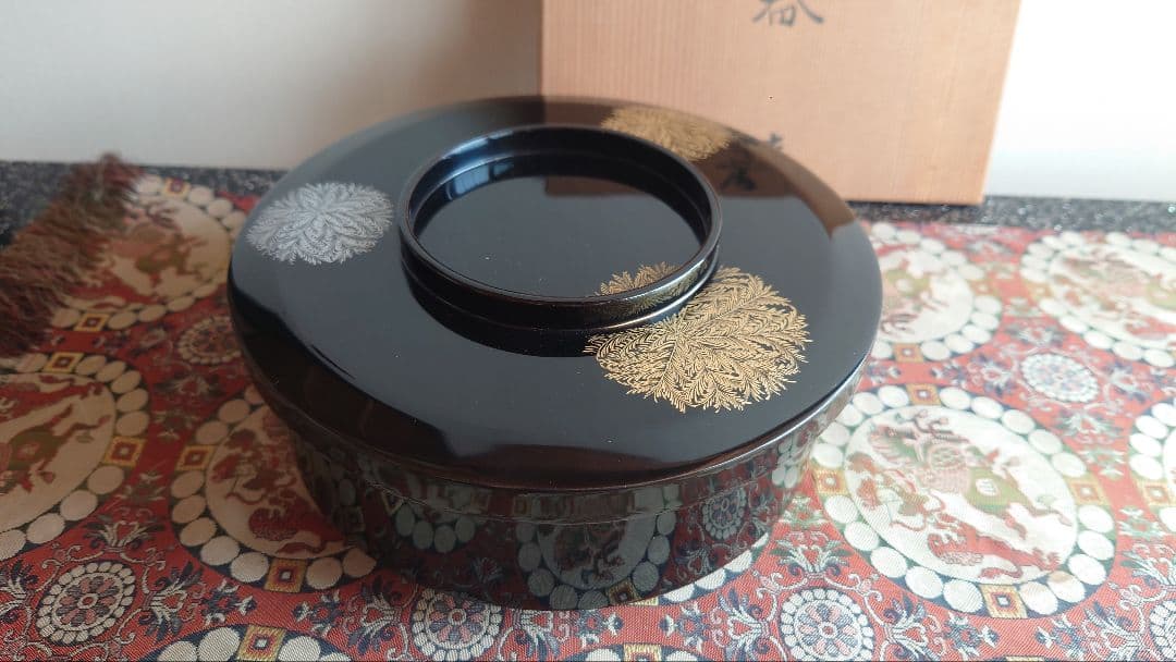 輪島塗黒塗菓子器