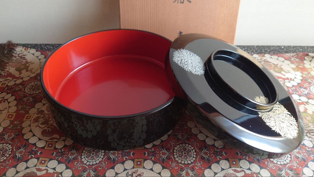 輪島塗黒塗菓子器