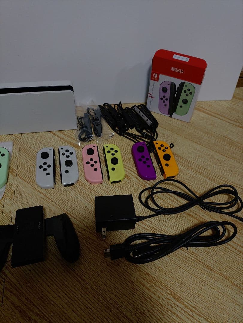NintendoSwitch有機EL 新品SDカード 追加Joy-Con複数付