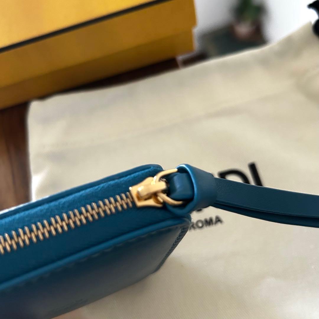 FENDI フェンディ FFキューブ ケース レザー ウォレット　財布