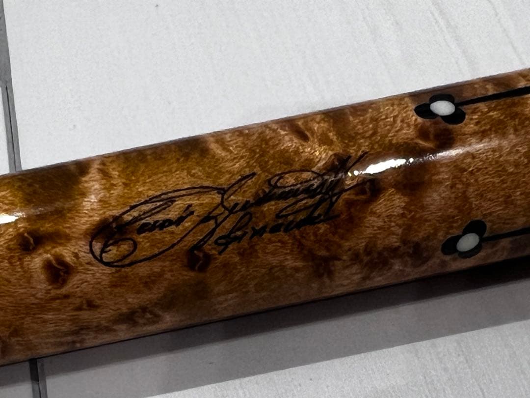 ビリヤードキュー Gina スネークウッド8剣