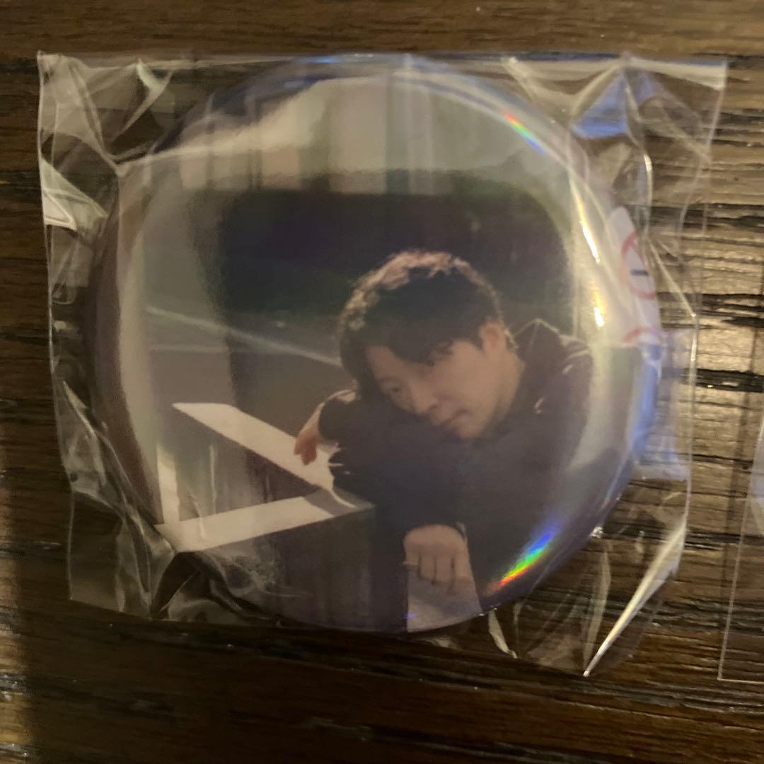 ユニ　星野源　写真入り缶バッジ 8個セット