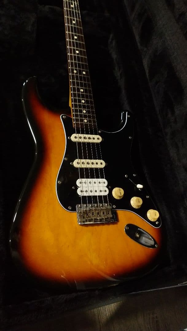 96年製Fender Mexico Stratocaster Fender '96 MIM Stratocaster - TXBA Gear Index