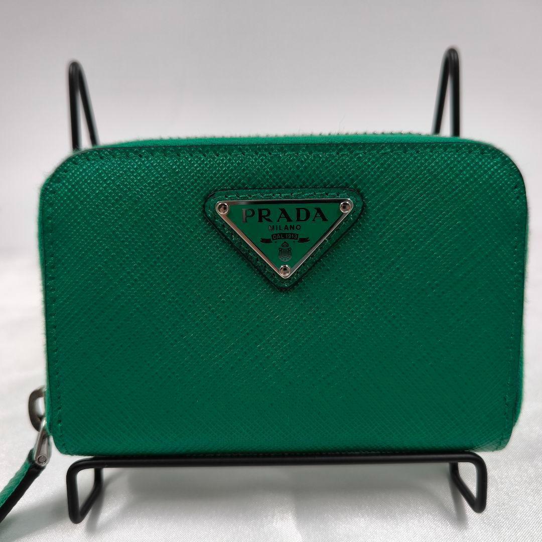 未使用保管品【PRADA】ケース サフィアーノ 三角ロゴ グリーン 現行