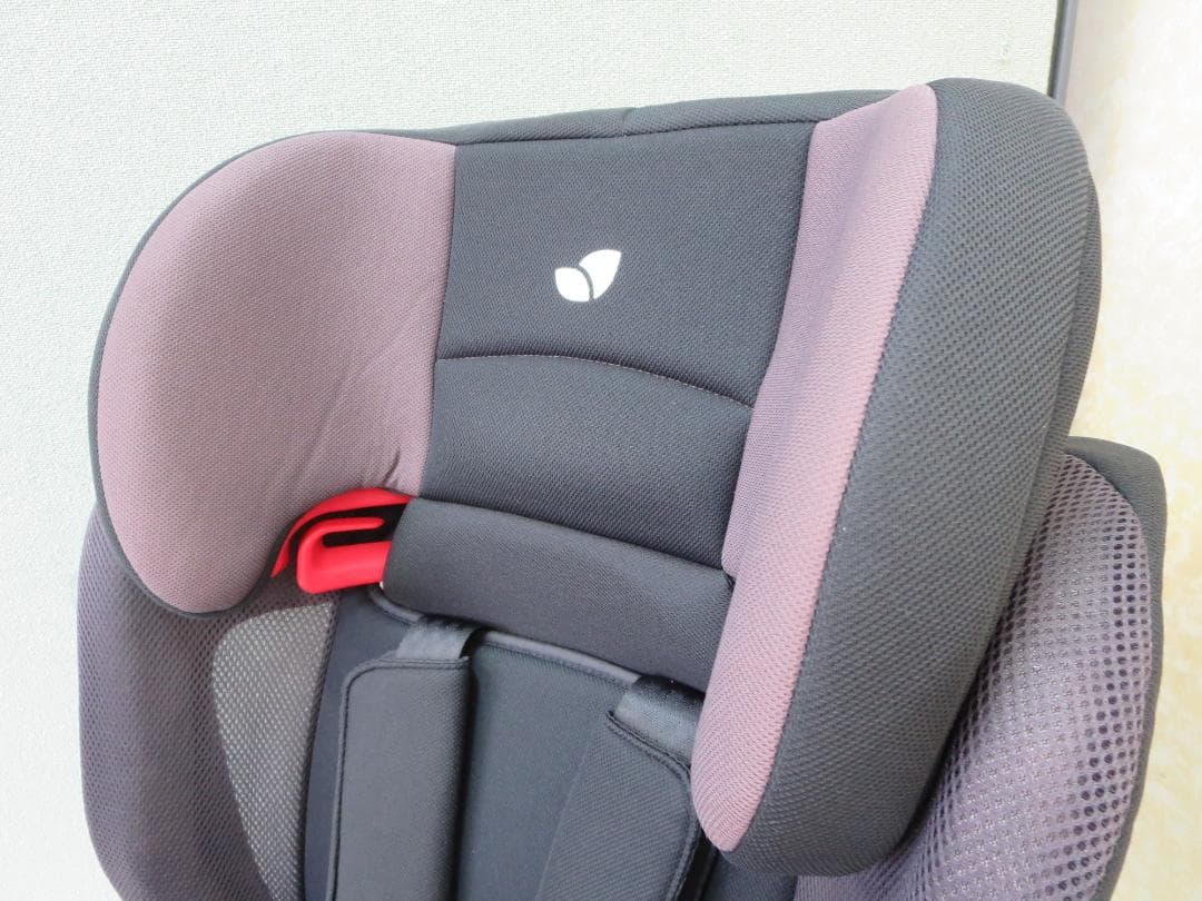 ジョイー　エレベート　ジュニアシート・チャイルドシート