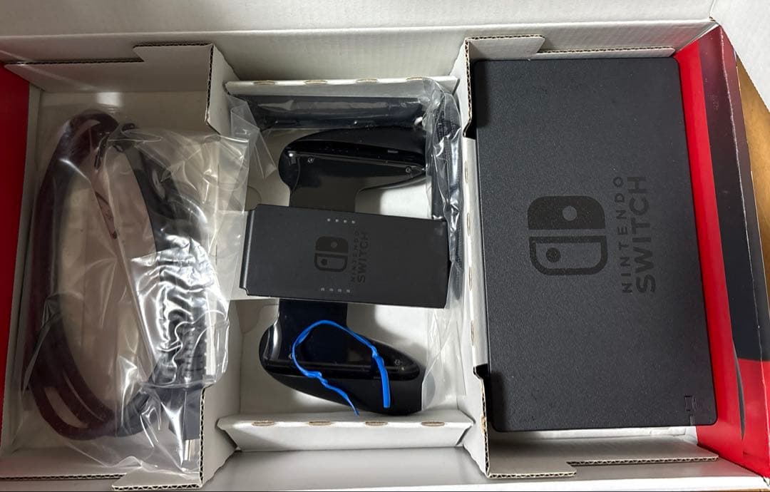 Nintendo Switch 本体 青と赤のJoy-Con 箱と端子付き