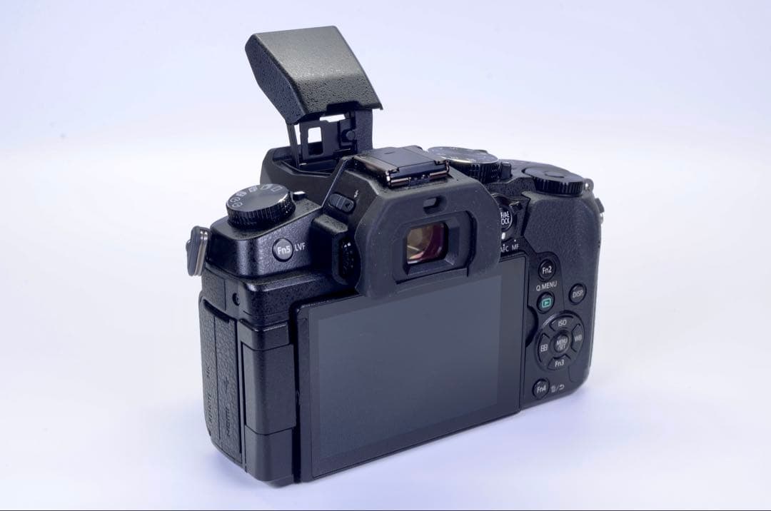 LUMIX G8 + 単焦点レンズ LUMIX G 20mm F1.7 セット