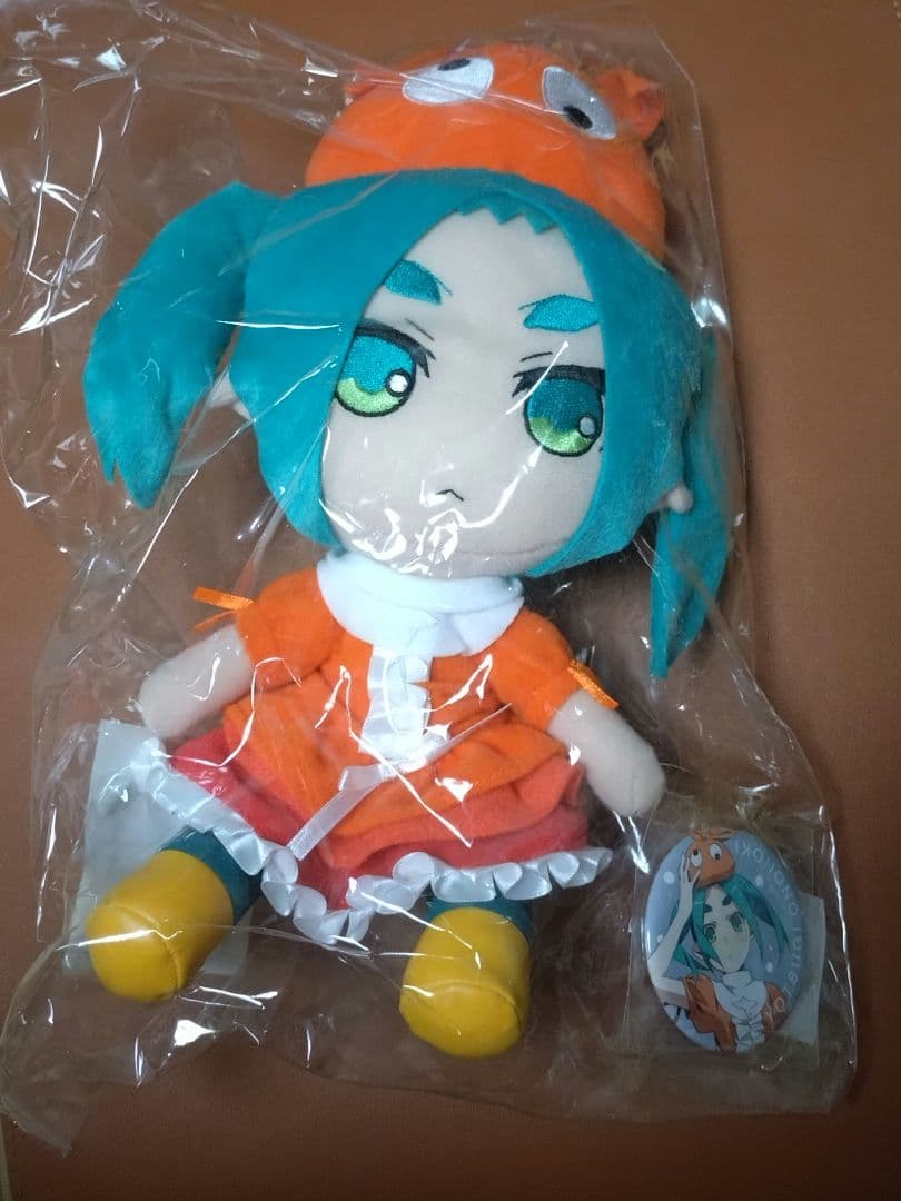 GIFT ぬいぐるみ 憑物語 斧乃木余接 化物語 特典缶バッジ付 忍野忍