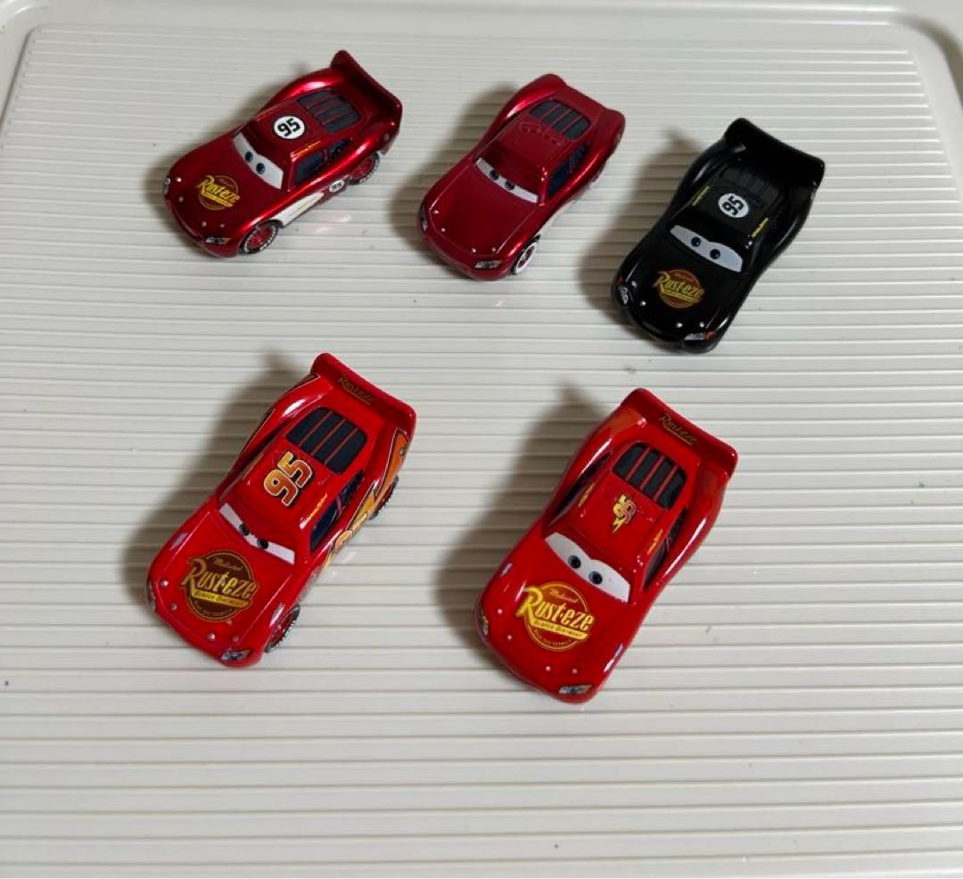 カーズ、ミニカーマテルライトニングマックィーンRADIATOR SPRINGS