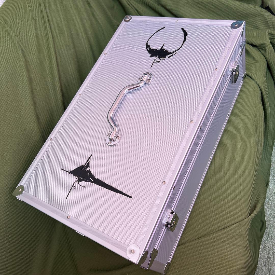 THUG CLUB (サグクラブ)非売品 限定アルミケース