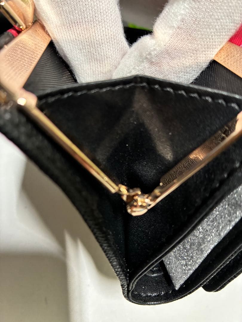 ☆人気【新品】Vivienne Westwood 三つ折り財布 トリコロール柄