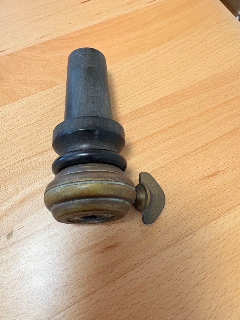 コントラバス用エンドピンソケット　9ミリ