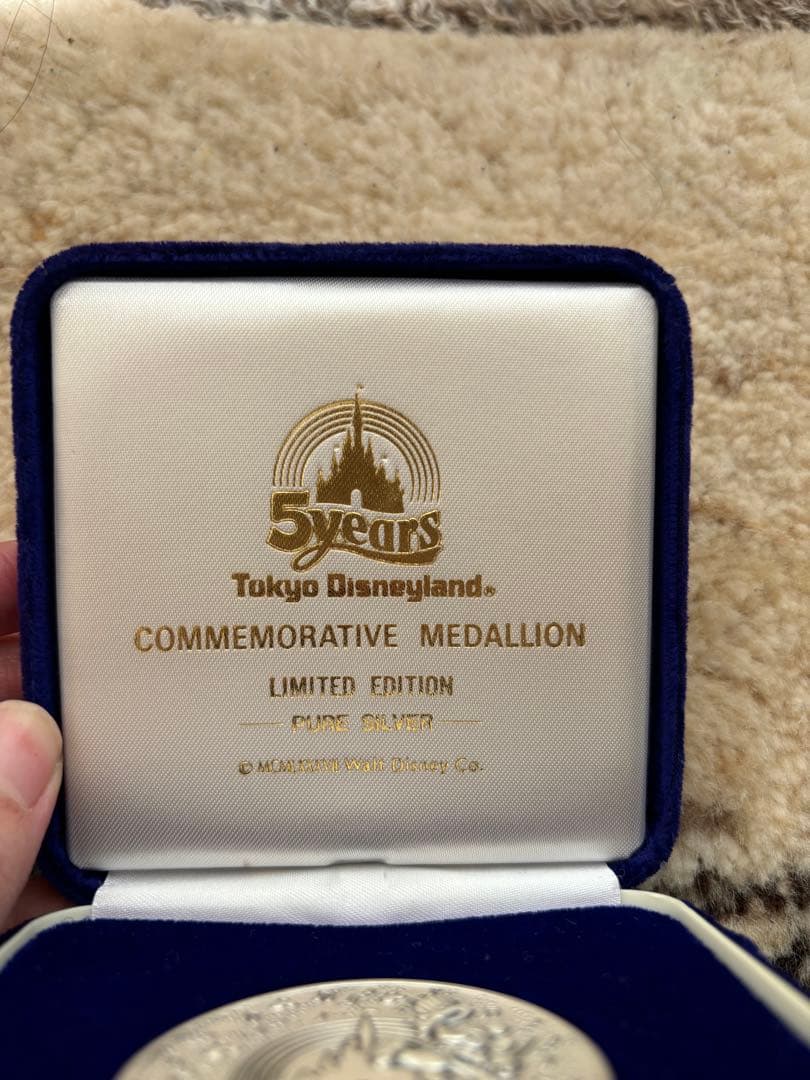 東京ディズニーランド 5周年 記念メダル 限定版 - メルカリ