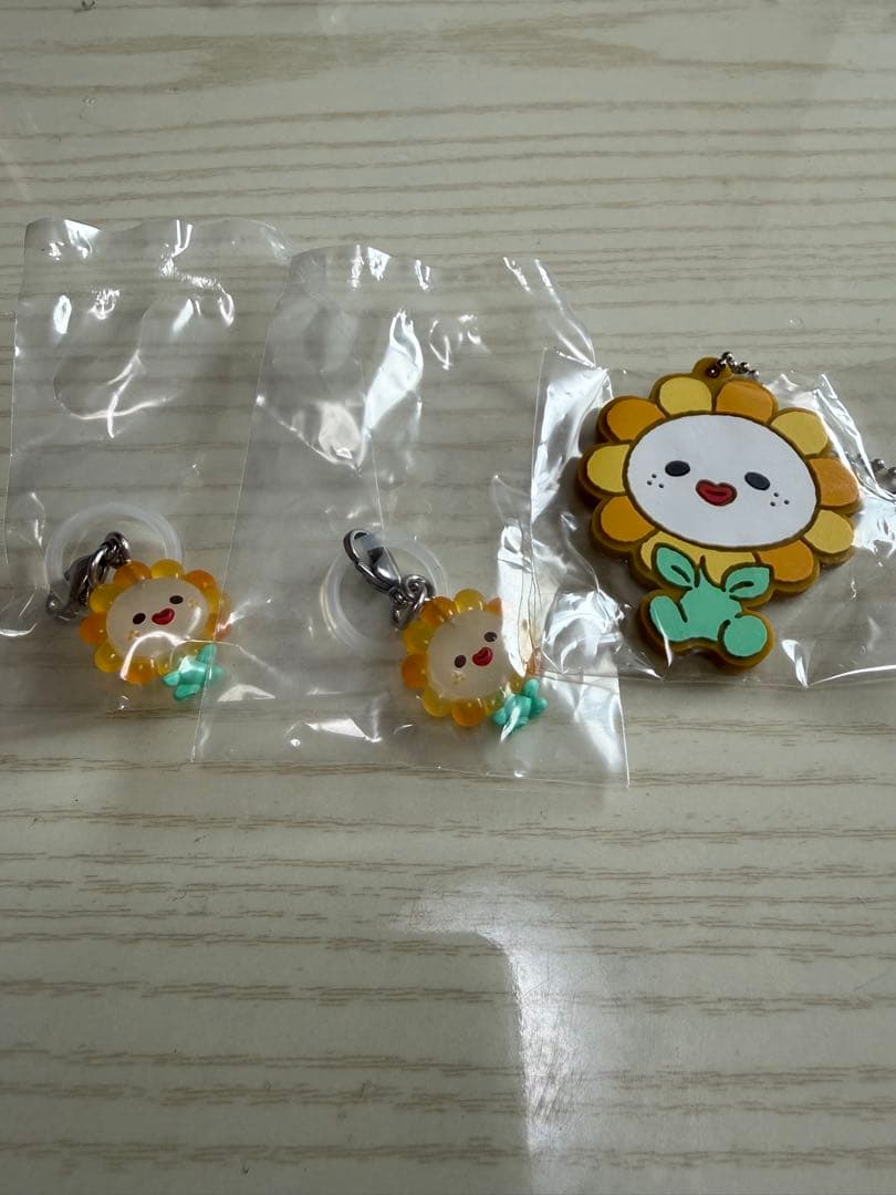 JOCHUM ビラ めじるしアクセサリー ラバーマスコット - メルカリ