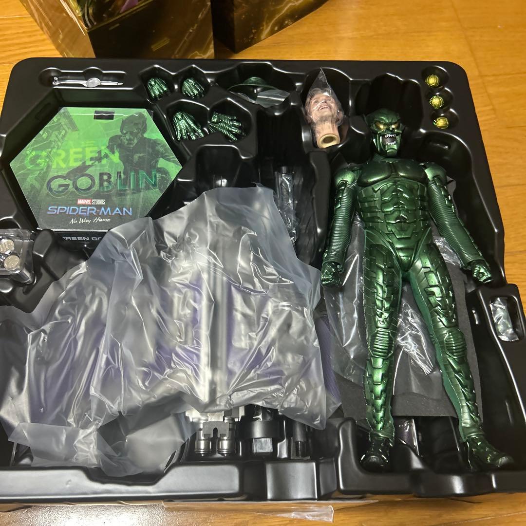ホットトイズ ネイバーフッドスパイダーマン ・グリーンゴブリン・ドッグオクセット